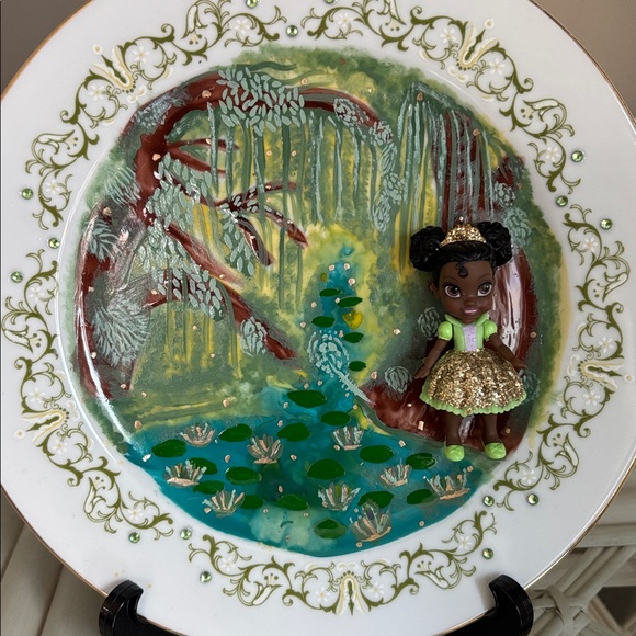 Handmade Disney Princess Tiana Handpainted Plate Decor - Picture 3 of 6